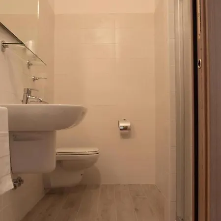 ホテル Beretta ペルレード